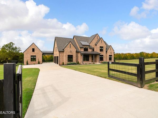 3693 Herschel Hudson Rd, Lascassas, TN 37085