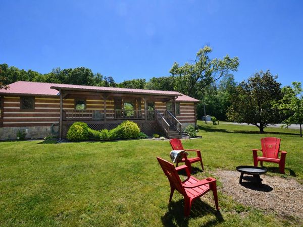 1342 Aetna Church Rd , Centerville, TN 37033