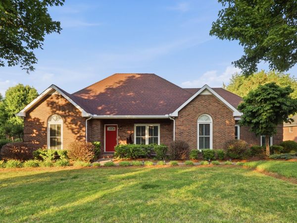 1907 Chartwell Ct , Murfreesboro, TN 37130