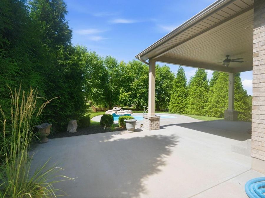 809 Morgan Drive, Monroe, OH 45050 Photo 8