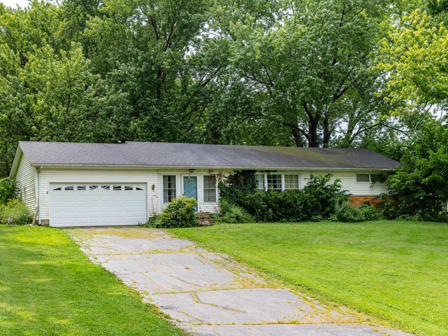 2332 Erter Drive, Springfield, OH 45503 Photo 1