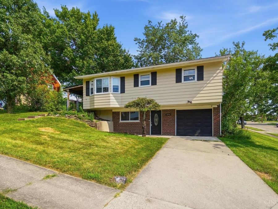 1800 Keith Drive, Reading, OH 45215 Photo 3