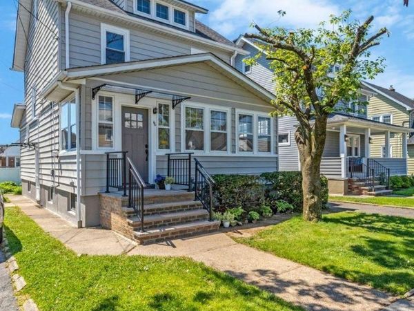 146 W Grant Avenue , Roselle Park, NJ 07204