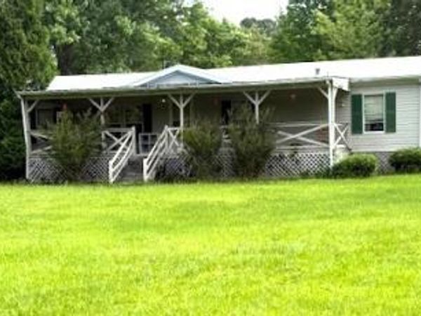 170 Markeele Rd , Manchester, TN 37355