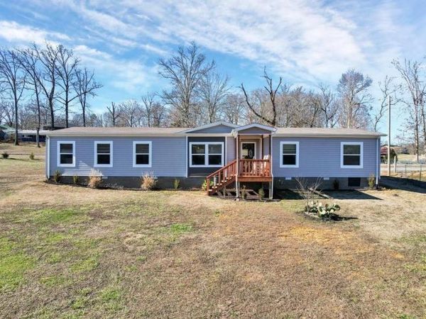 658 Stone Road , Benton, TN 37307