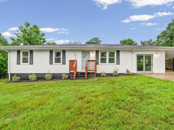 216 McIntosh Ave , Cumberland City, TN 37050