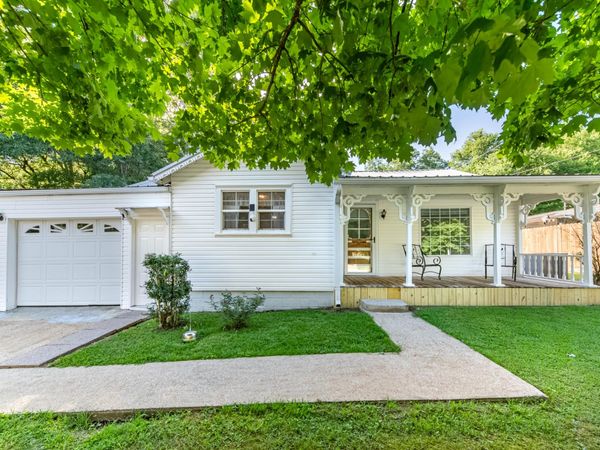 428 Valley View Dr , Pulaski, TN 38478