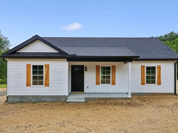 1997 Short Mountain Rd , Woodbury, TN 37190