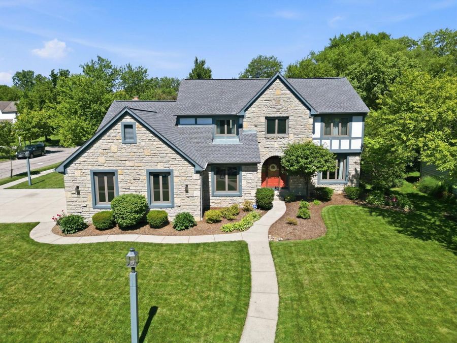 2347 Collins Drive , Worthington, OH 43085 Photo 1