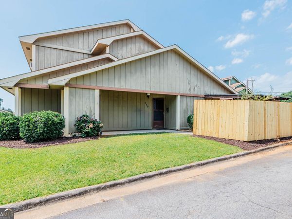 160 Stoneridge Drive, Warner Robins, GA 31088