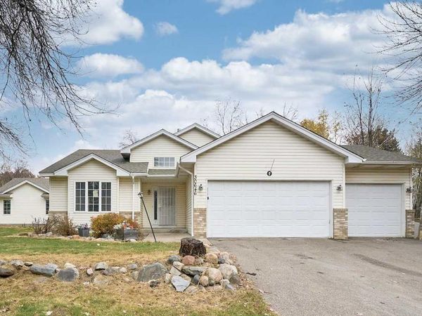 30646 Navajo Street NW, Cambridge, MN 55008