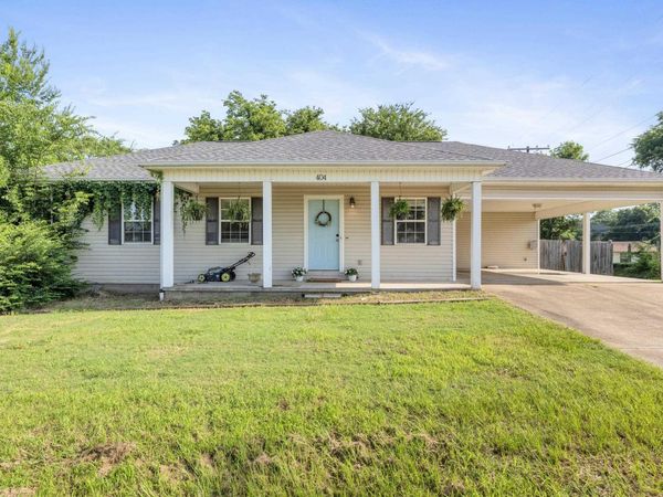 404 Clinton St , Arkadelphia, AR 71923