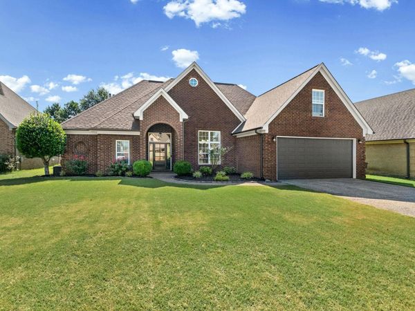 2360 DELLA ST, Hernando, MS 38632