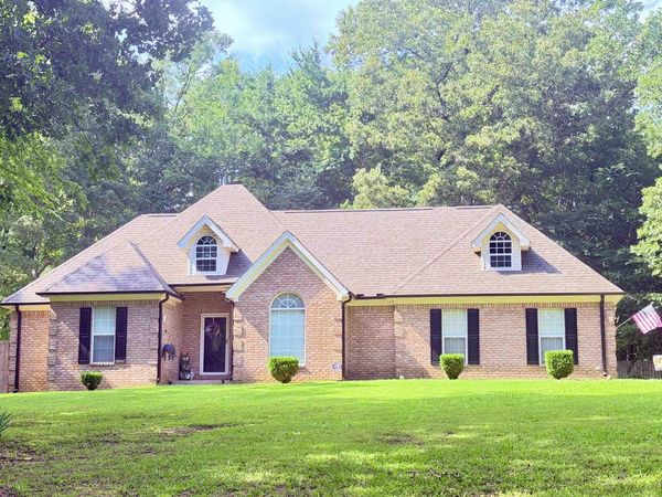 91 COLD WATER BND, Holly Springs, MS 38635