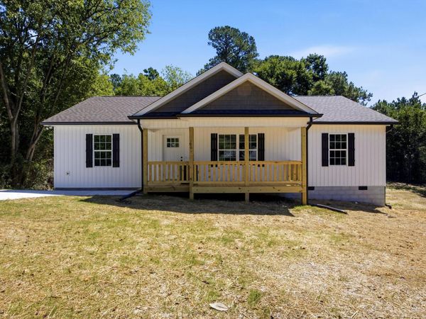 120 School Street, Chatsworth 30705