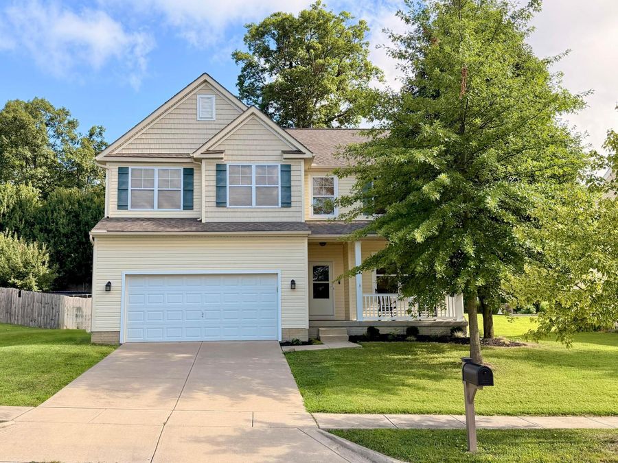 512 Devencroft Ridge E, Pataskala, OH 43062 Photo 1