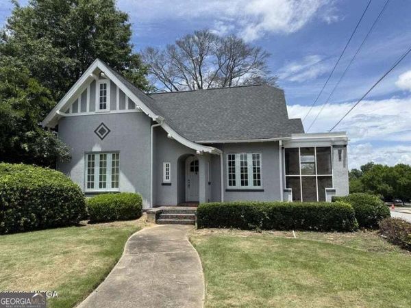 2055 Vineville Avenue, Macon, GA 31204