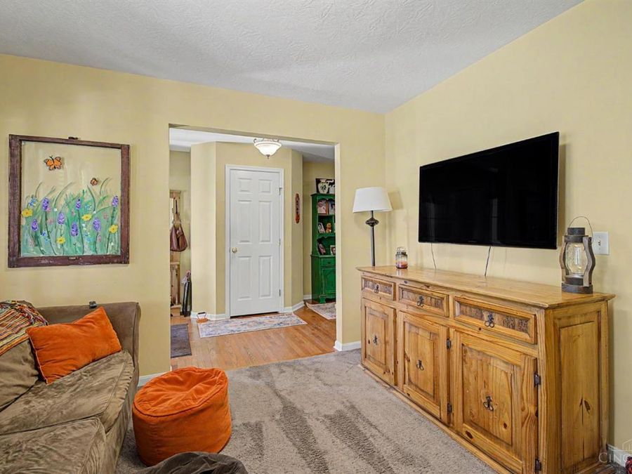 327 Rawling Drive, Harrison, OH 45030 Photo 5