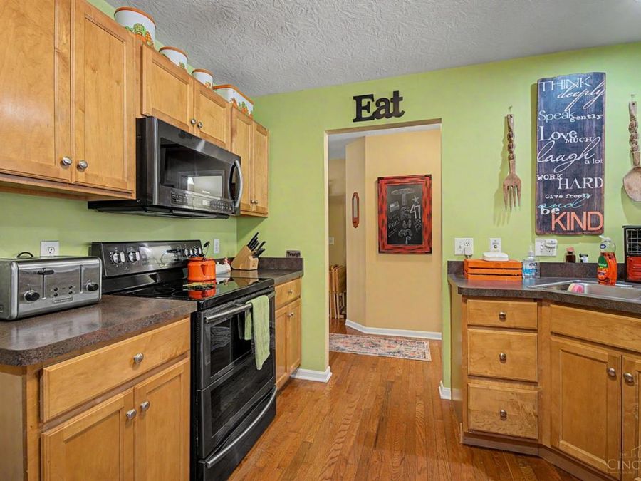 327 Rawling Drive, Harrison, OH 45030 Photo 8