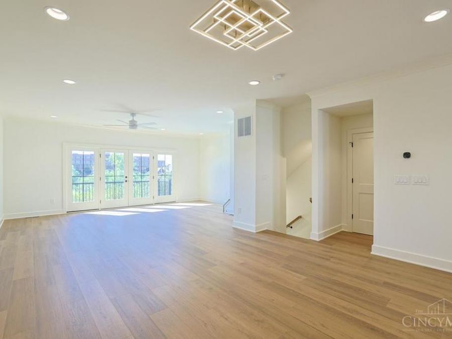 4232 Parkview Drive, Unit 3B, Blue Ash, OH 45242 Photo 8