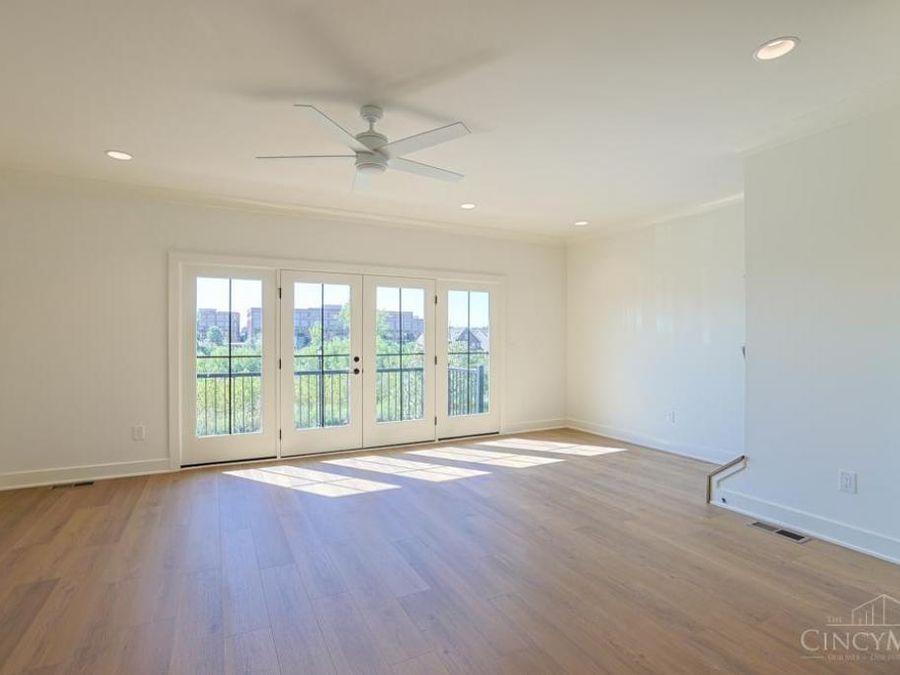 4232 Parkview Drive, Unit 3B, Blue Ash, OH 45242 Photo 9