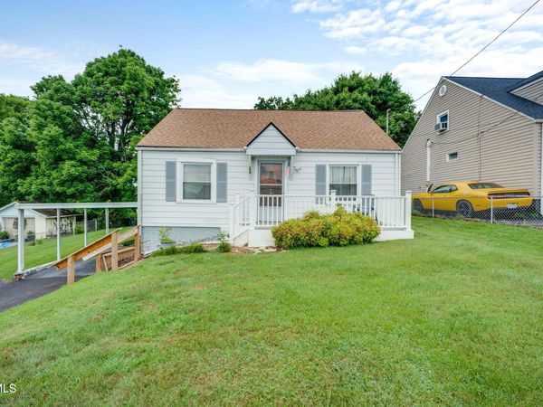 156 Kingsley Avenue, Kingsport, TN 37660