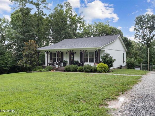 5434 Indian Ridge Rd, Rutledge, TN 37861