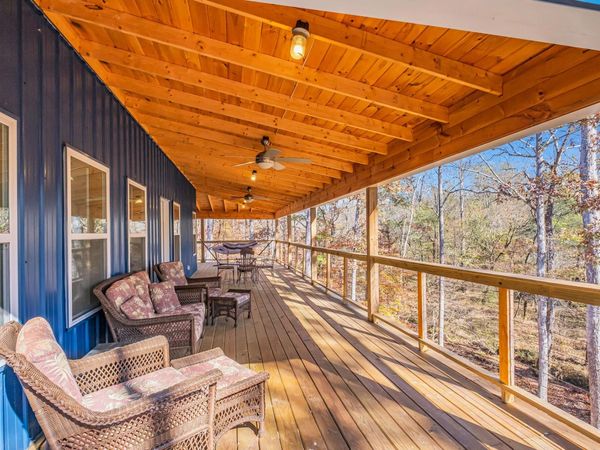761 Metal Ford Rd , Hohenwald, TN 38462