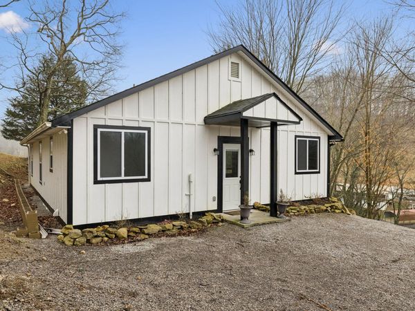 2210 Blackburn Hollow Rd , Cornersville, TN 37047