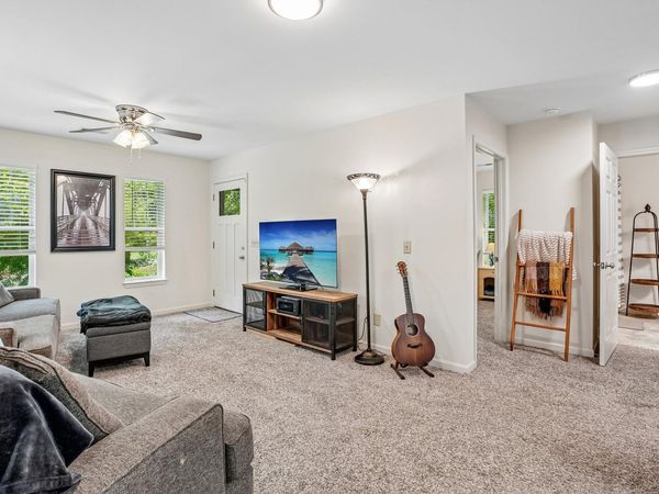 128 Silver Leaf Cir , Dickson, TN 37055