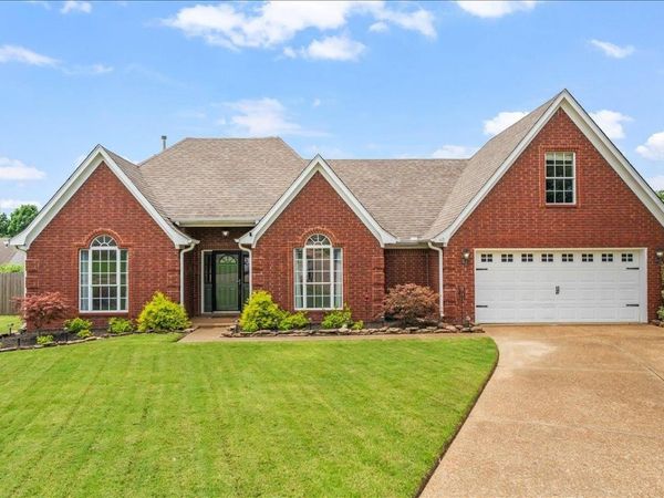 40 ROYAL VIEW CV , Oakland, TN 38060