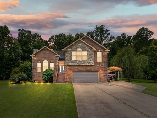 68 Fawn Creek Dr , New Johnsonville, TN 37134