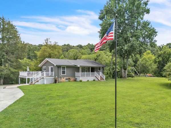 1042 Big Sewee Road , Decatur, TN 37322