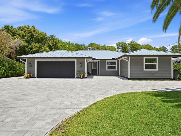 1409 SW Ibis Street , Palm City, FL 34990
