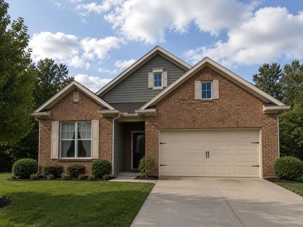 140 KIPLING DR, Oakland, TN 38060