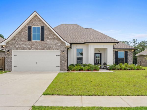 132 E Tweet Street, Freeport, FL 32439