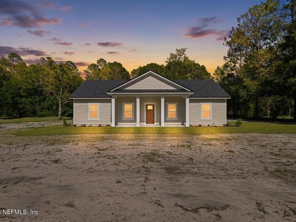 11249 MALLIE DAVIS Road, Glen St. Mary, FL 32040