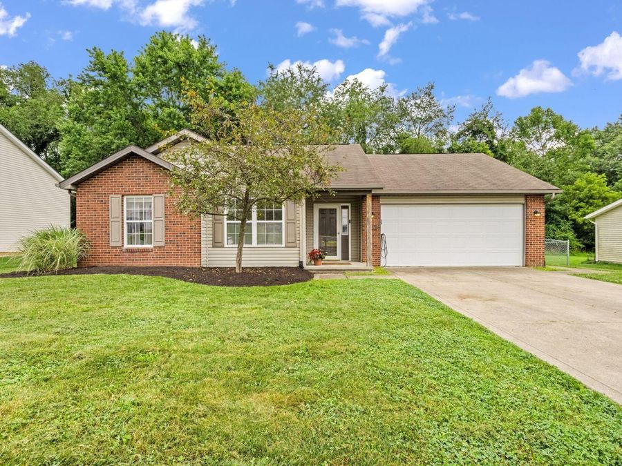 204 Alcon Drive , Newark, OH 43055 Photo 1