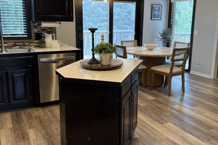16827 O Circle, Omaha, NE 68135