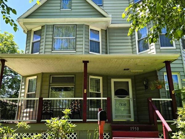 1550 Grace Avenue , Lakewood, OH 44107