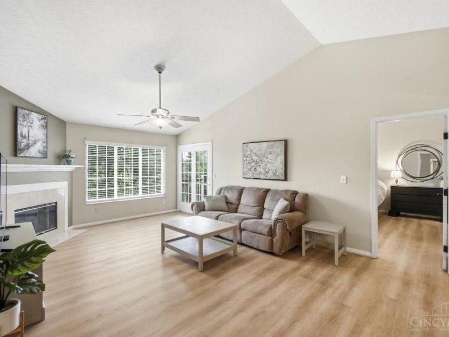 4281 Defender Drive, Unit 304, Colerain Township, OH 45252 Photo 6