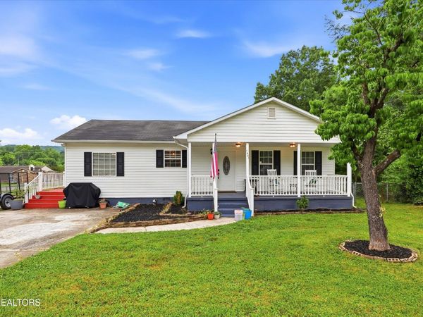 1001 Vivian Ave , Rocky Top, TN 37769