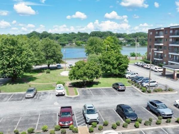 200 Sanders Ferry Rd , Unit 2408, Hendersonville, TN 37075