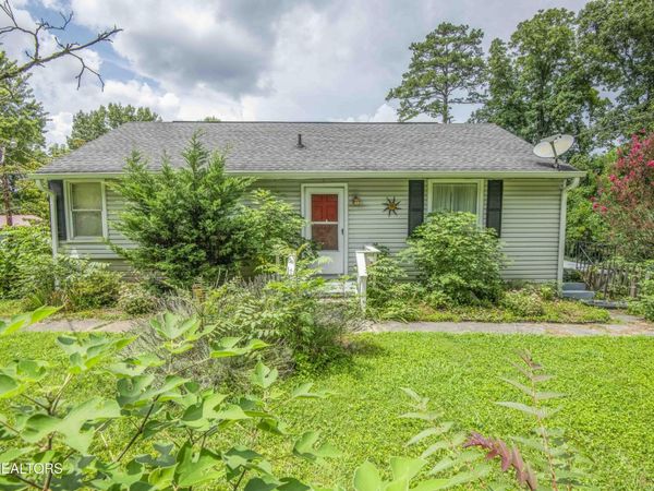 4605 Buffat Mill Rd , Knoxville, TN 37914