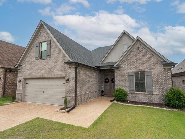 7772 PARKRIDGE DR, Southaven, MS 38671