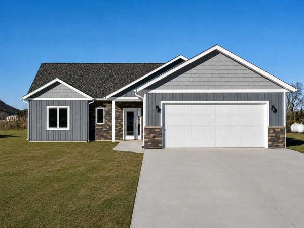 140 Coulee Way , Wabasha, MN 55981