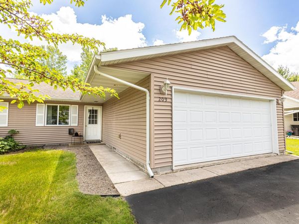 209 3rd Street NE, Milaca, MN 56353