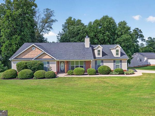 25 Persimmon Drive, Jefferson, GA 30549