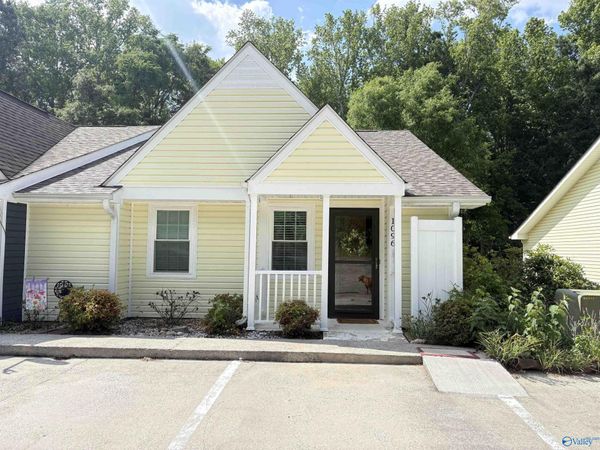 1096 Bob Jones Road, Scottsboro, AL 35769