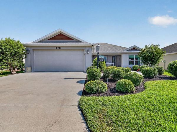5711 HENRY LOOP , THE VILLAGES, FL 32163